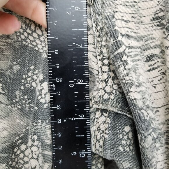 CAbi Jeans Womens 10 Tan Snakeskin Print Stretch Skinny Style 958 - Picture 5 of 11